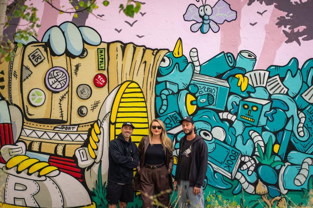 Walls to Bridges saveclip.app 558796519 17880349944402231 1111442524377364781 n